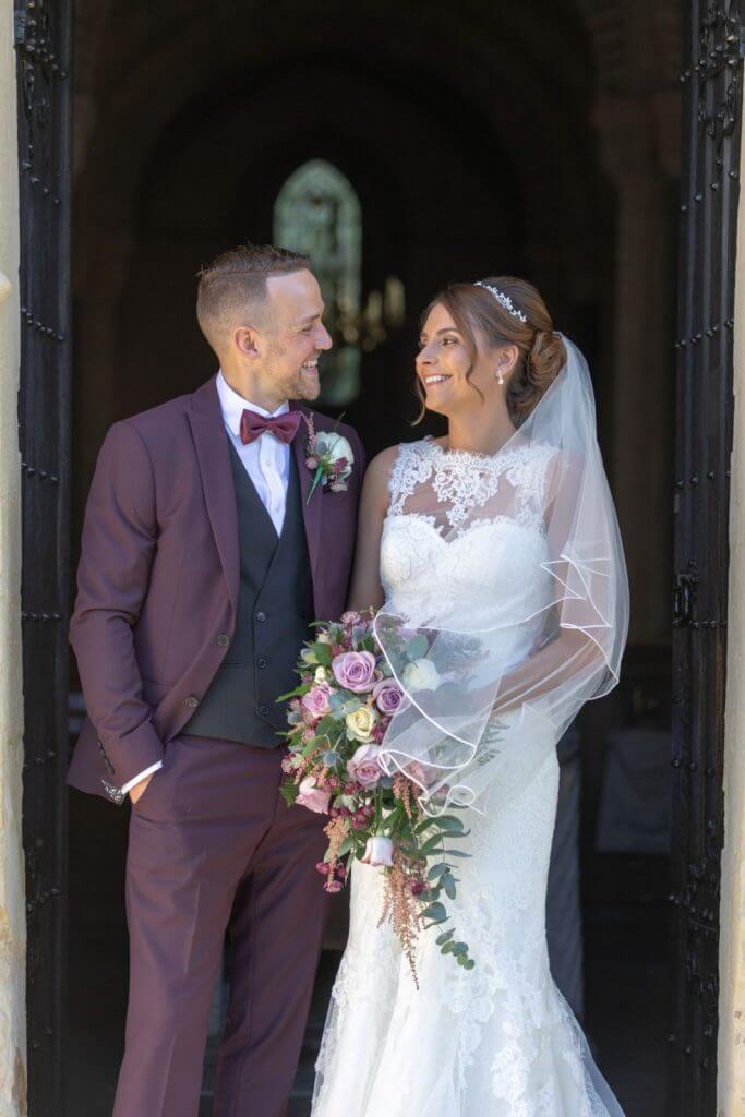 20 bride and groom iffley church oxford formal wedding photography