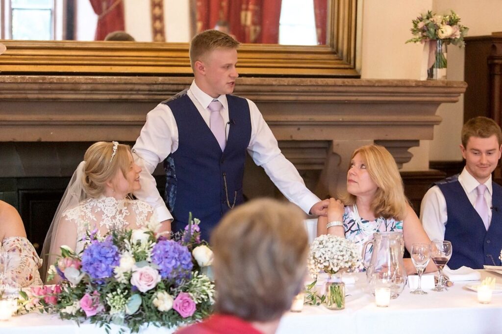 103 bride grooms mother hear grooms speech tarporley cheshire oxford wedding photographer