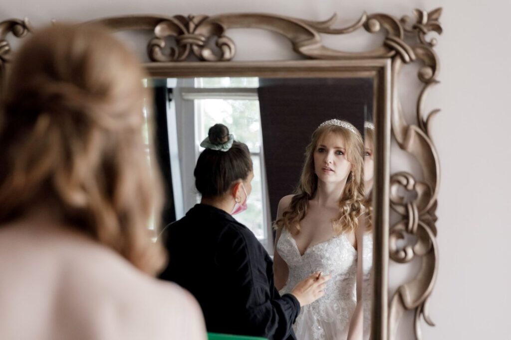 29 brides mirror reflection bridal prep stanbrook abbey hotel worcestershire oxford wedding photographer