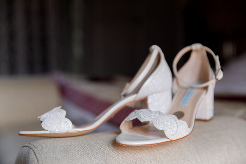 11 brides shoes bridal prep horsley lodge golf club derby derbyshire oxford wedding photographer
