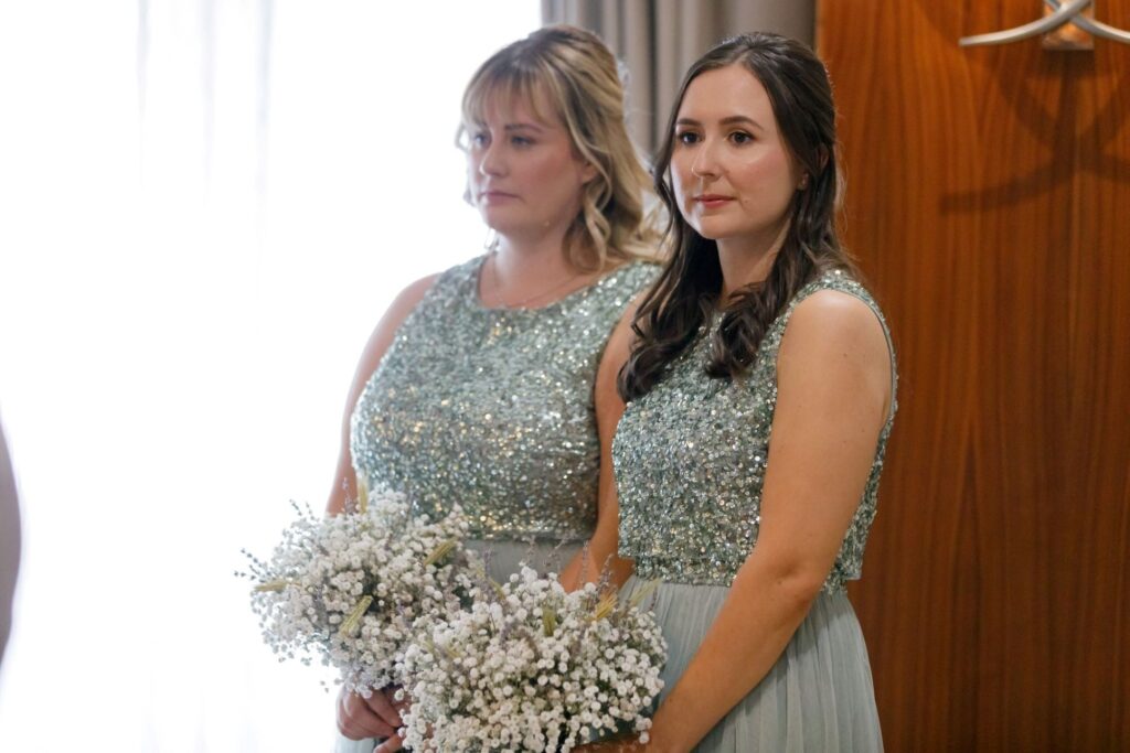 38 bridesmaids watch horsley lodge hotel wedding ceremony derby s r urwin photographer oxfordshire