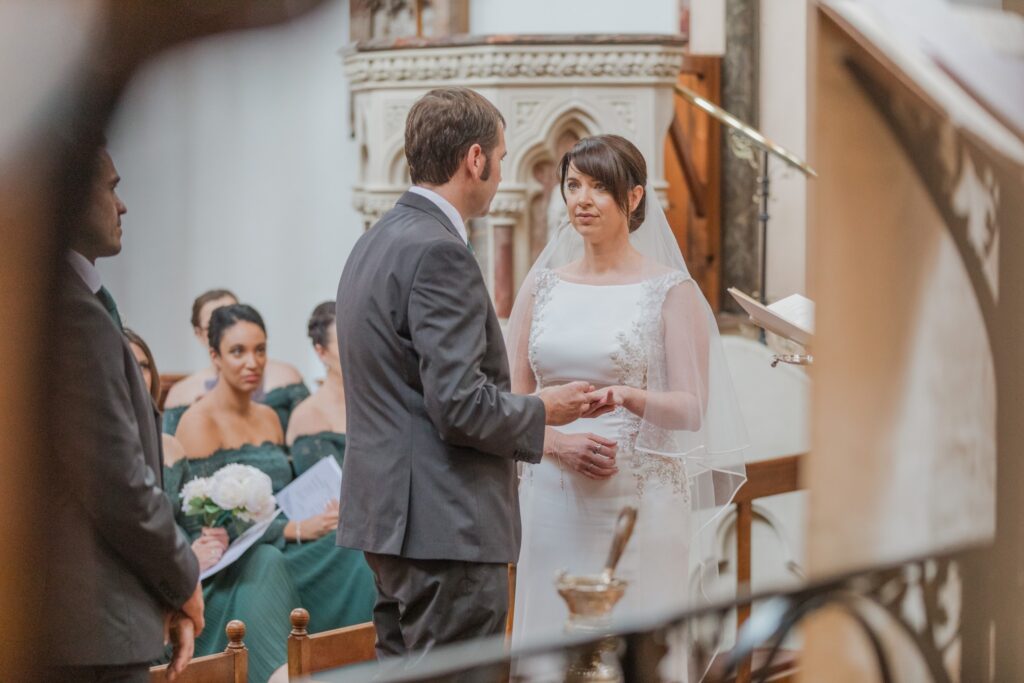 44 bride groom exchange vows oxford oratory wedding s r urwin photographer oxfordshire