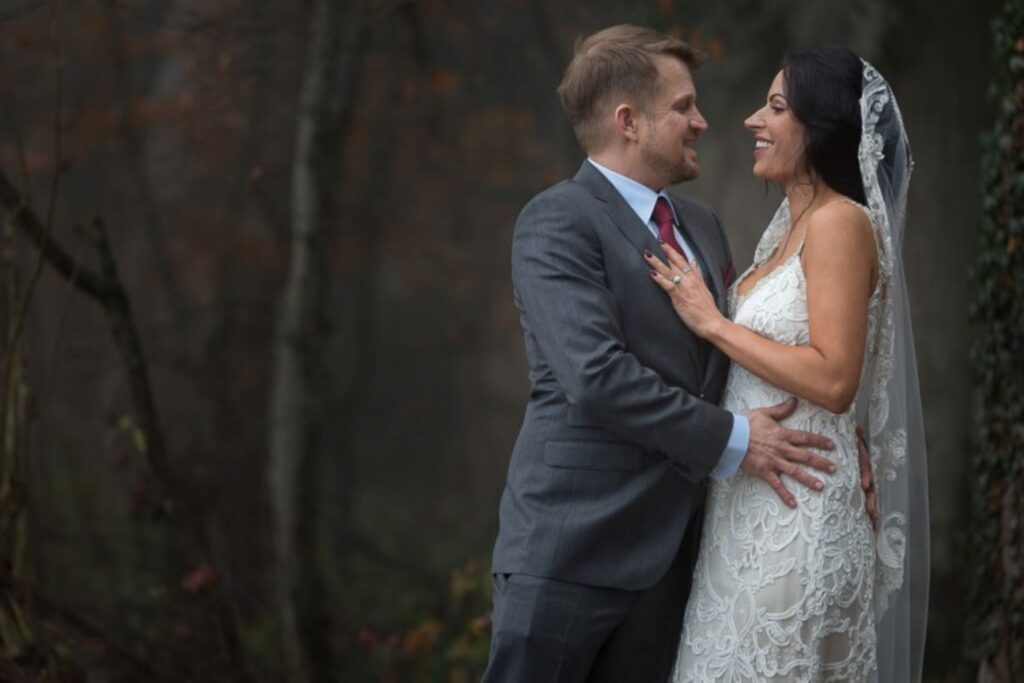 16 smiling bride grooms romantic moment switzerland oxfordshire destination wedding photographer