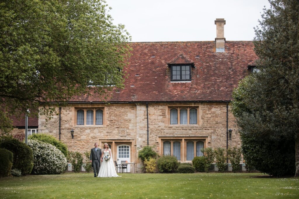130 bride groom cross ihg hotel lawns sandford oxford oxfordshire wedding photography