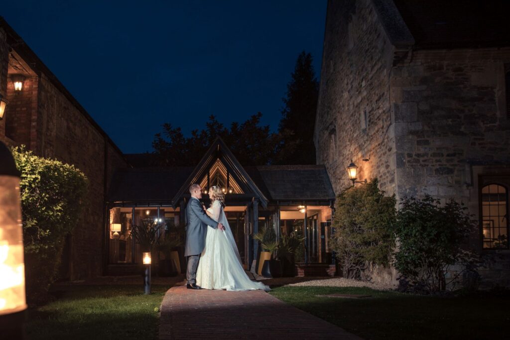 142 bride grooms twilight embrace ihg hotel sandford oxford oxfordshire wedding photographer