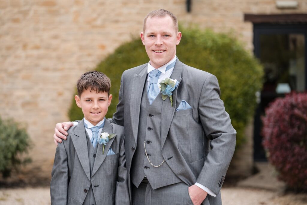 36 smiling groom pageboy ihg hotel sandford oxford oxfordshire wedding photography