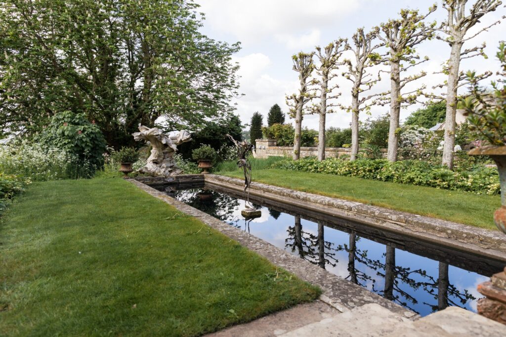 04 ornamental water feature euridge manor chippenham wiltshire oxfordshire wedding photographer