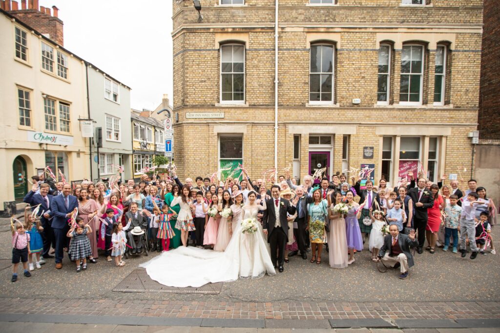 10 bridal party wave oxford city centre oxfordshire wedding photographers