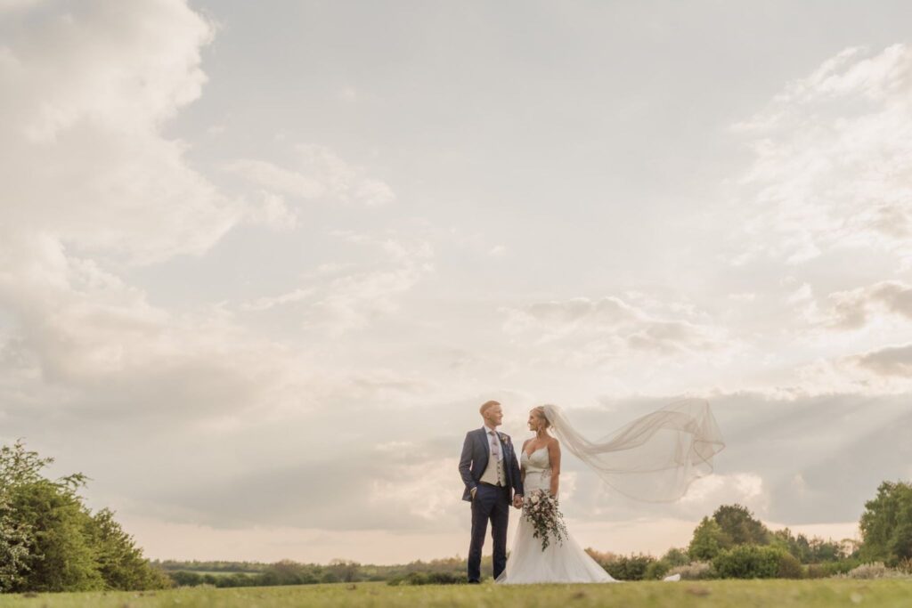 127 brides flowing veil cotswolds hotel golf & spa chipping norton oxford wedding photographer