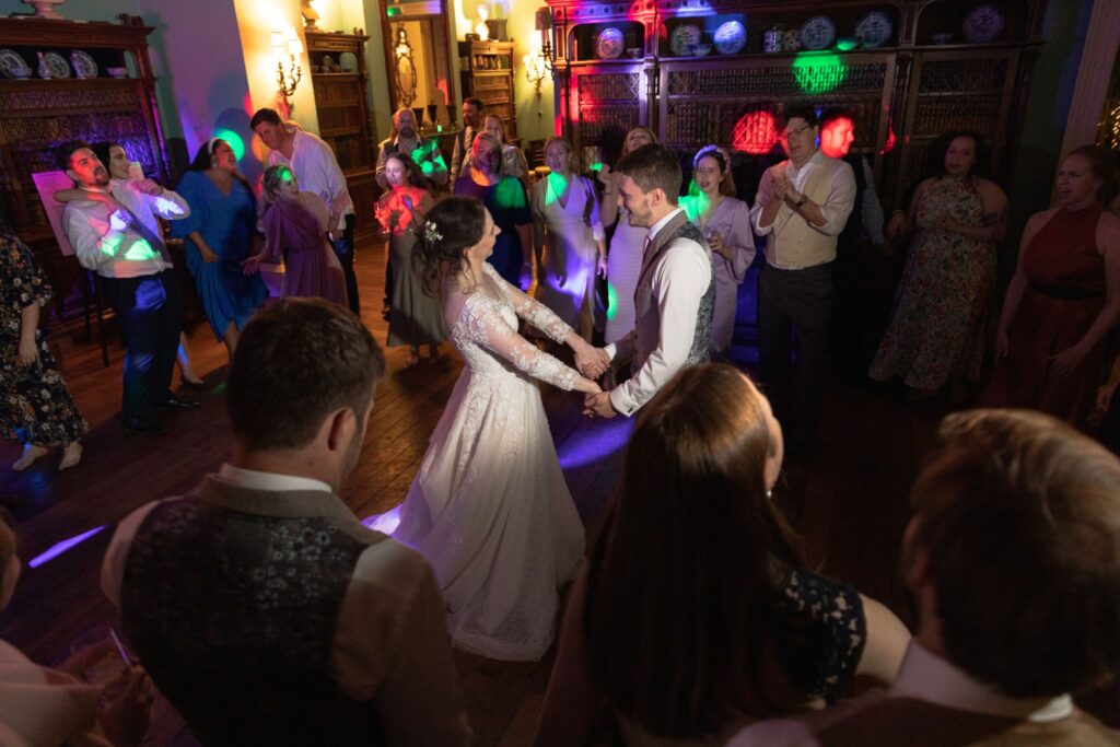 143 bride grooms first dance prestwold hall leicestershire oxfordshire wedding photographer