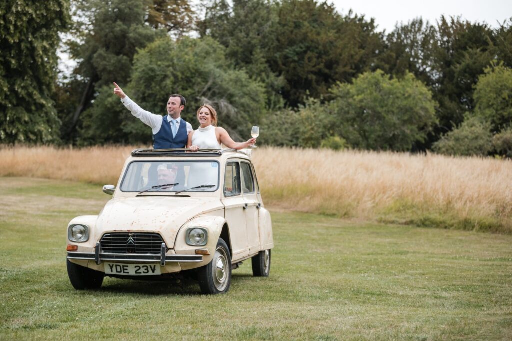 106 bride grooms vintage car ride ardington house grounds wantage oxfordshire wedding photography